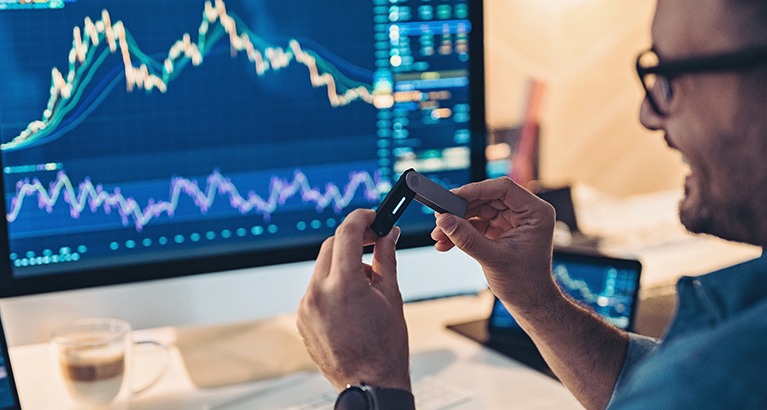 Understanding Trading Spot Crypto Strategies, Risks, and Benefits